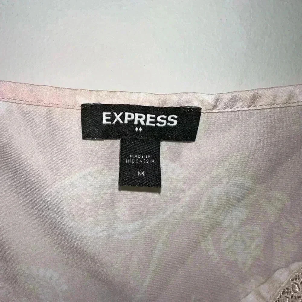 Women's Express Cami, Size M, Pink Blush with Floral Silky Polyester ruffles - Picture 6 of 10
